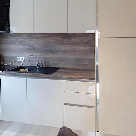 Apartamento Lovely In *