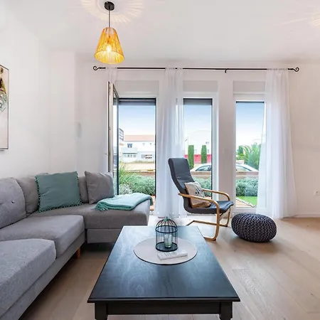 1 Bedroom Beautiful In Apartman