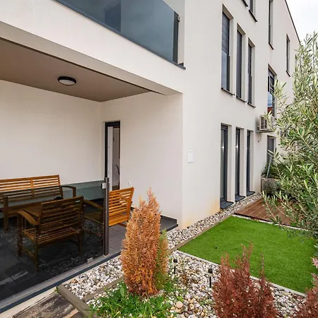 1 Bedroom Beautiful In Zára